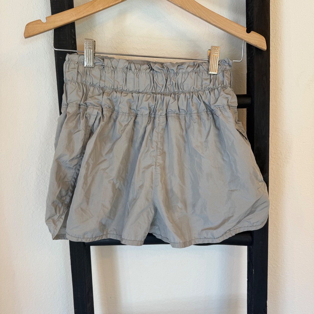 Free People Movement Shorts Grey Ruched Waist Lightweight Athletic‎ Womens sz L